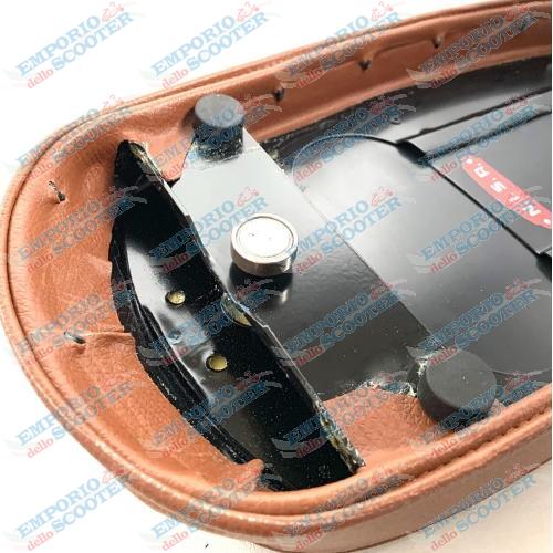 SELLA WAVE MARRONE - SPORTIVA - PER VESPA PX - (ANCHE VNA VNB VBA VBB SPRINT GT GTR TS - SPRINT VELOCE - GL)