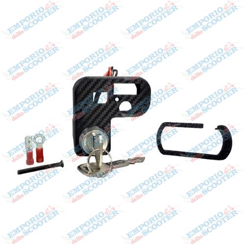 Couvercle du commutateur d'Ã©clairage Carbon EVOK Iron Switch Vespa 50-90-125 prim avec interrupteur Ã  clÃ©