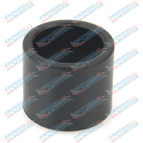BUSSOLA - BOCCOLA SU COPERCHIO LEVA FRIZIONE VESPA PK - APE 50 (FRIZIONE 6 MOLLE)