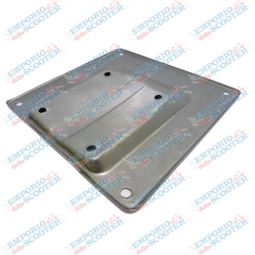 PORTE PLAQUE IMMATRICULATION SPECIFIQUE POUR VESPA ET3 - PRIMAVERA - PK125