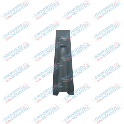 FRONT NOSE PANEL UPPER SECTION VESPA 50 N L 90 PRIMAVERA