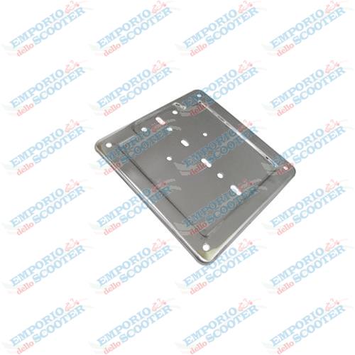 MARCO DE MATRÍCULA BRILLO 170x170 mm PARA VESPA