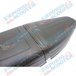 SELLE VESPA T5 AVEC LOGO