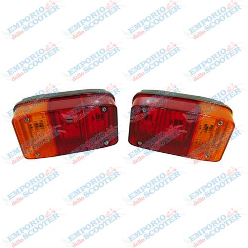 Fanale Posteriore Sinistro Completo Per Piaggio Ape 50 - Modelli TM P, FL1, FL2, Europa, Cross - Ricambio Originale 256192