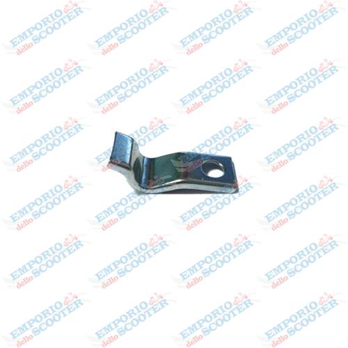 PIASTRINA PER FISSAGGIO CAVO CENTRALINA E CAVO CANDELA VESPA 50 90 125 ET3 PRIMAVERA