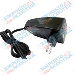 BATTERY CHARGER AND RECHARGE MAINTAINER FOR VESPA ALL MODELS WITH BATTERY (6V AND 12V)