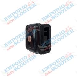 CAJA DE CONEXIONES DEL MOTOR VESPA GS 160 - SS 180